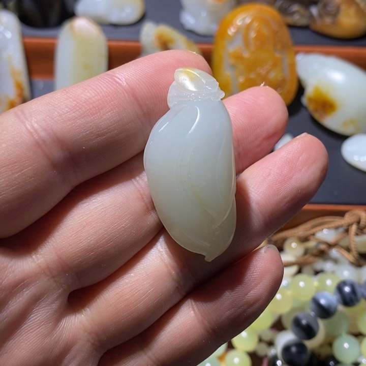 和田玉未镶嵌吊坠(不含链)