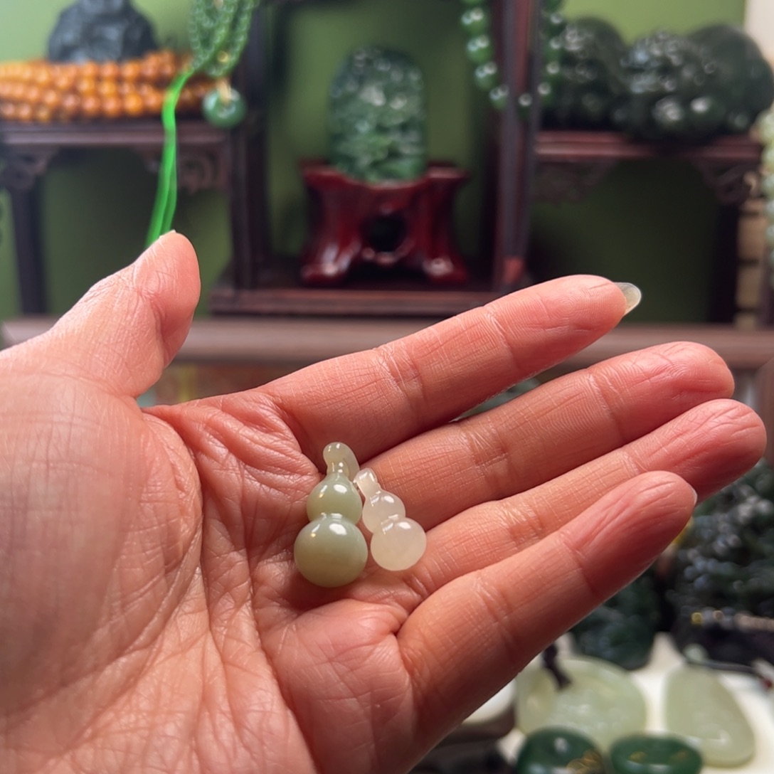 和田玉未镶嵌颈饰福利款和田玉葫芦