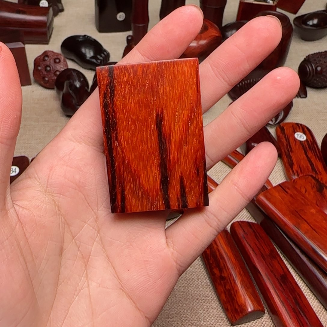 檀香紫檀（小叶紫檀）用****1