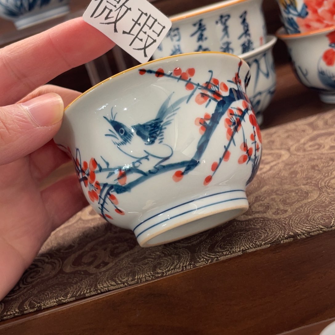 釉下手绘茶具微瑕