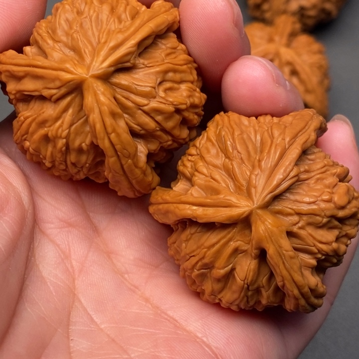 吊坠文玩核桃桐**0