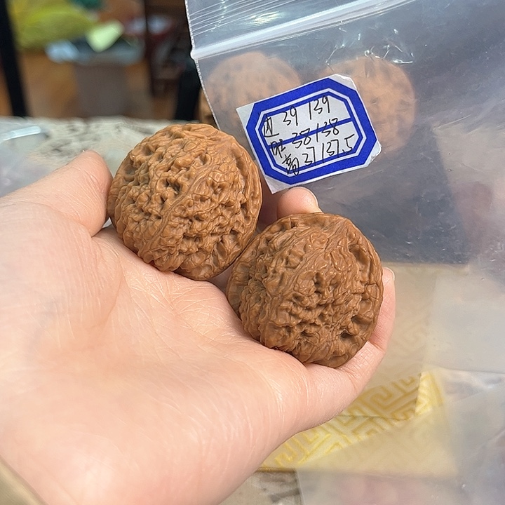 文玩核桃把件赵喜满南将石