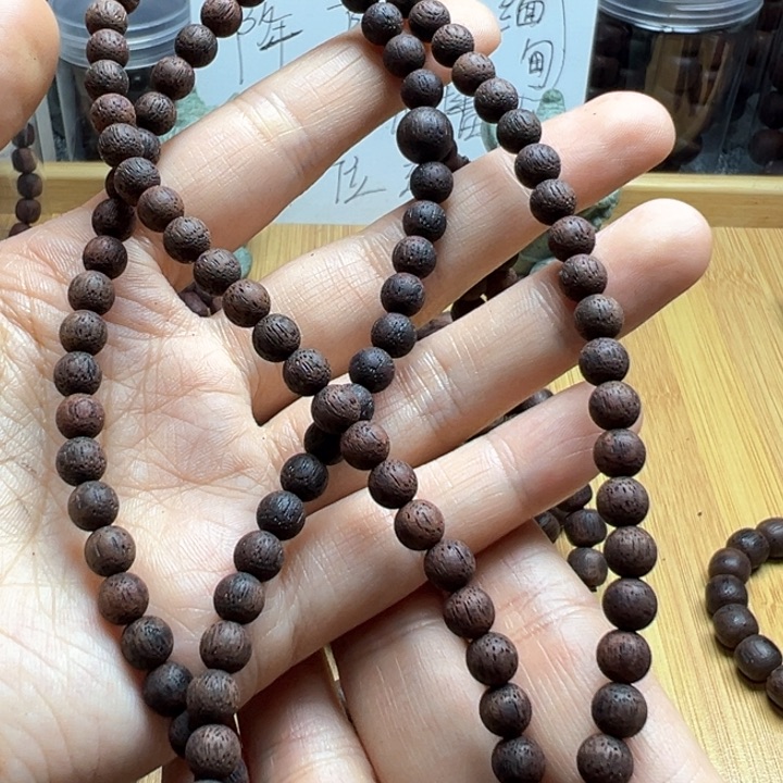 藤类降真香06-108黄黑油圆珠