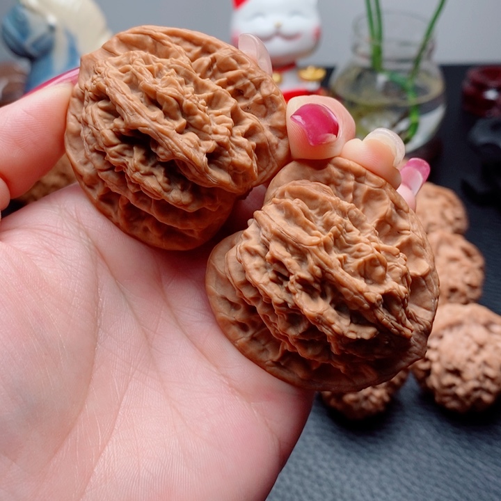 飞***鱼把件文玩核桃麦虎46