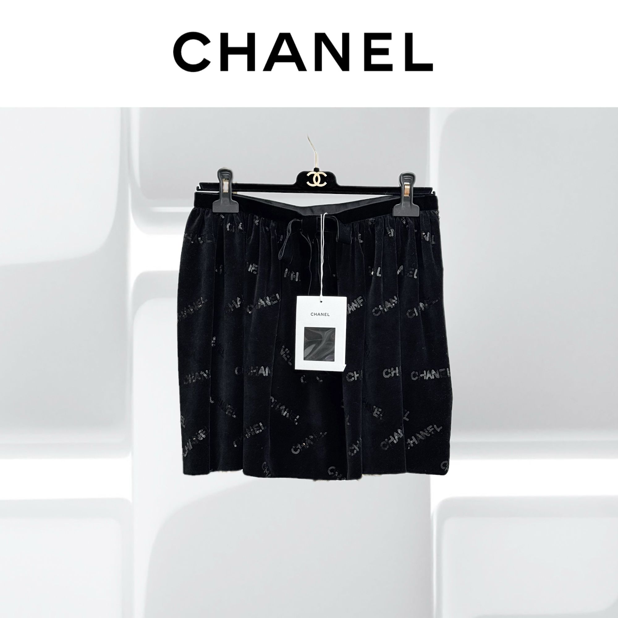 99新 Chanel/香奈儿 40码22B丝绒亮片字母蝴蝶结短裙