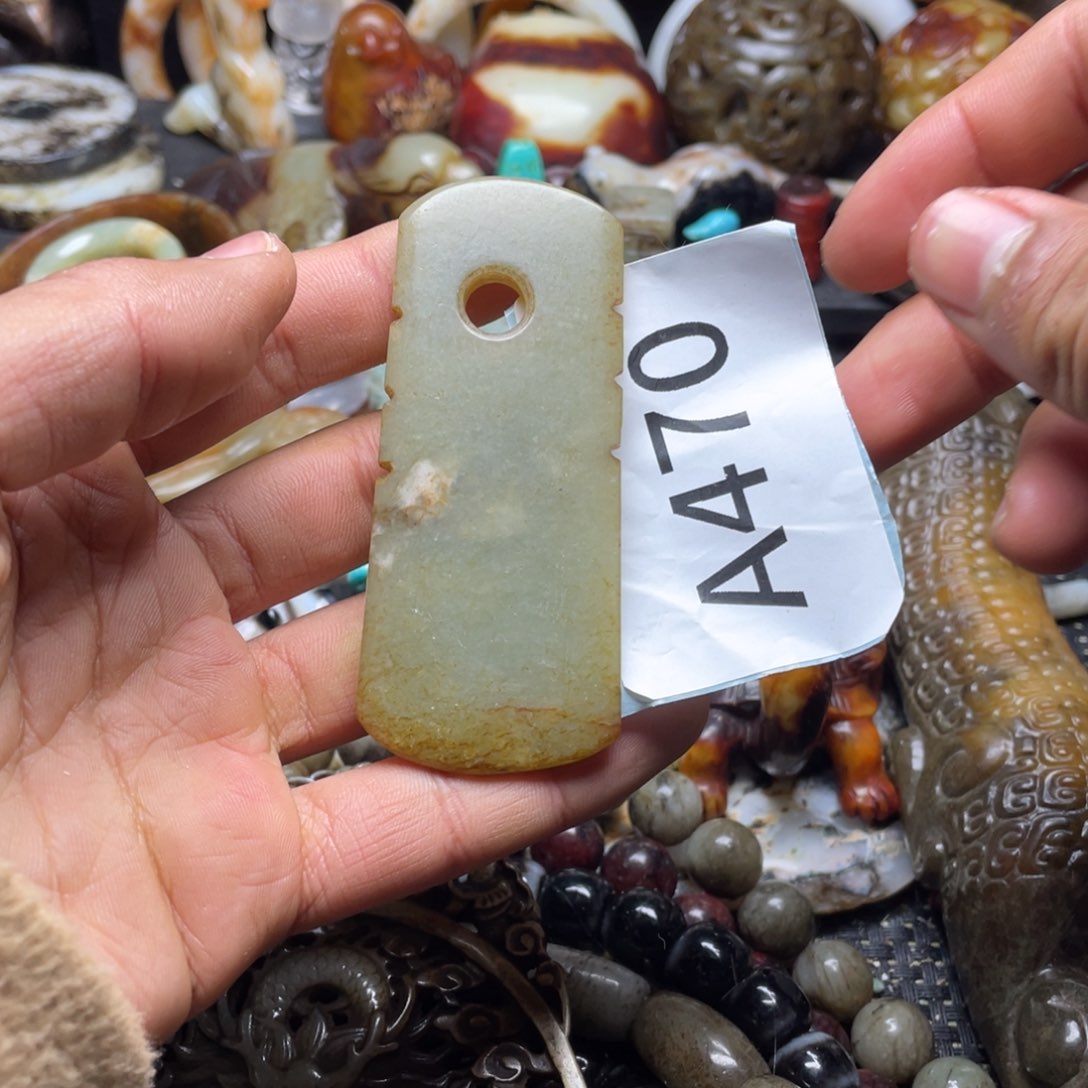 和田玉（糖玉）挂件未镶嵌