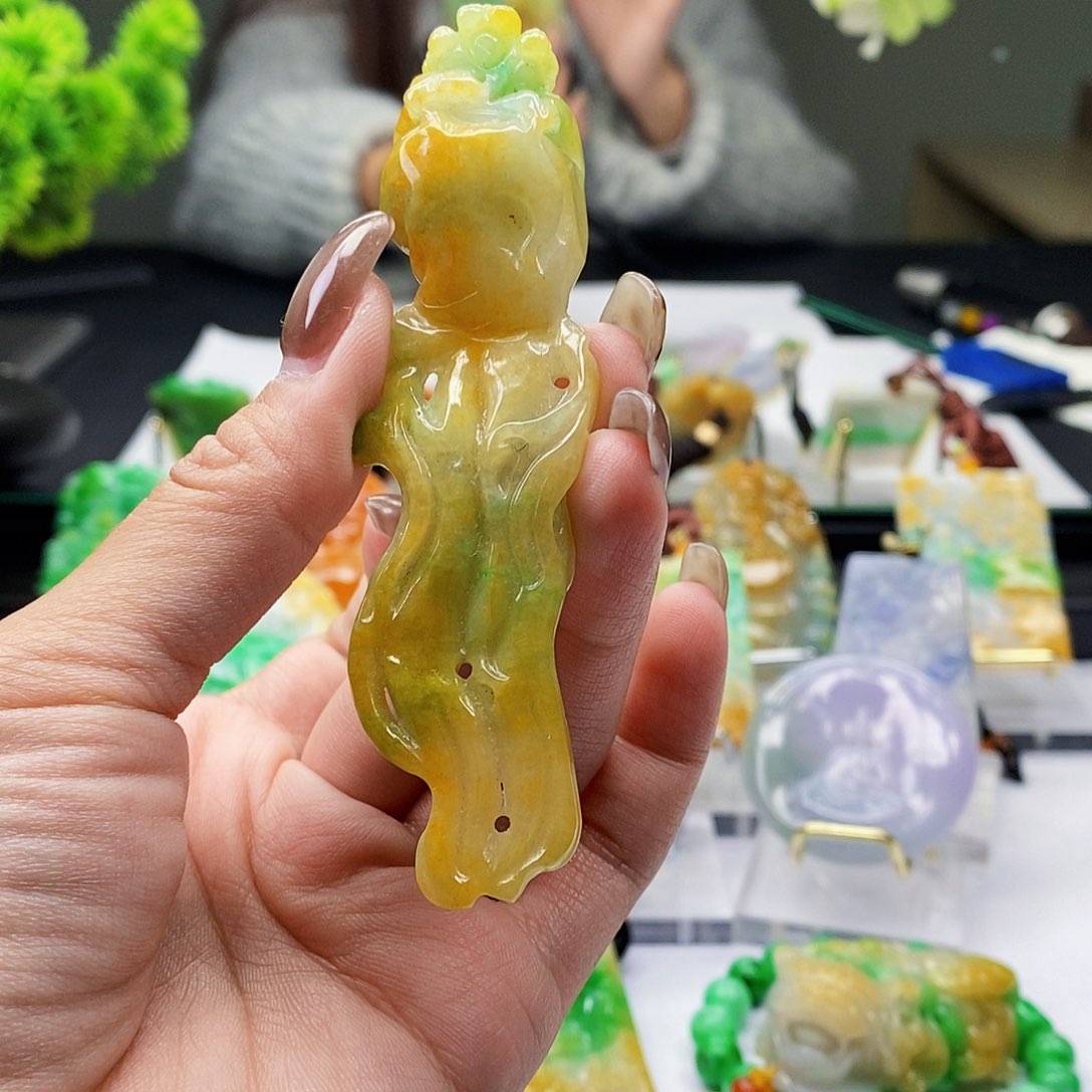颈饰未镶嵌翡翠翡翠A货