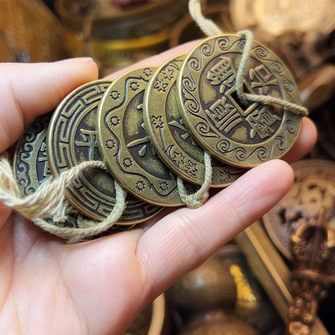 精美铜器工艺品等