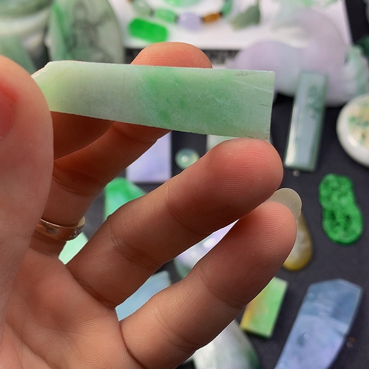 翡翠未镶嵌挂件料子