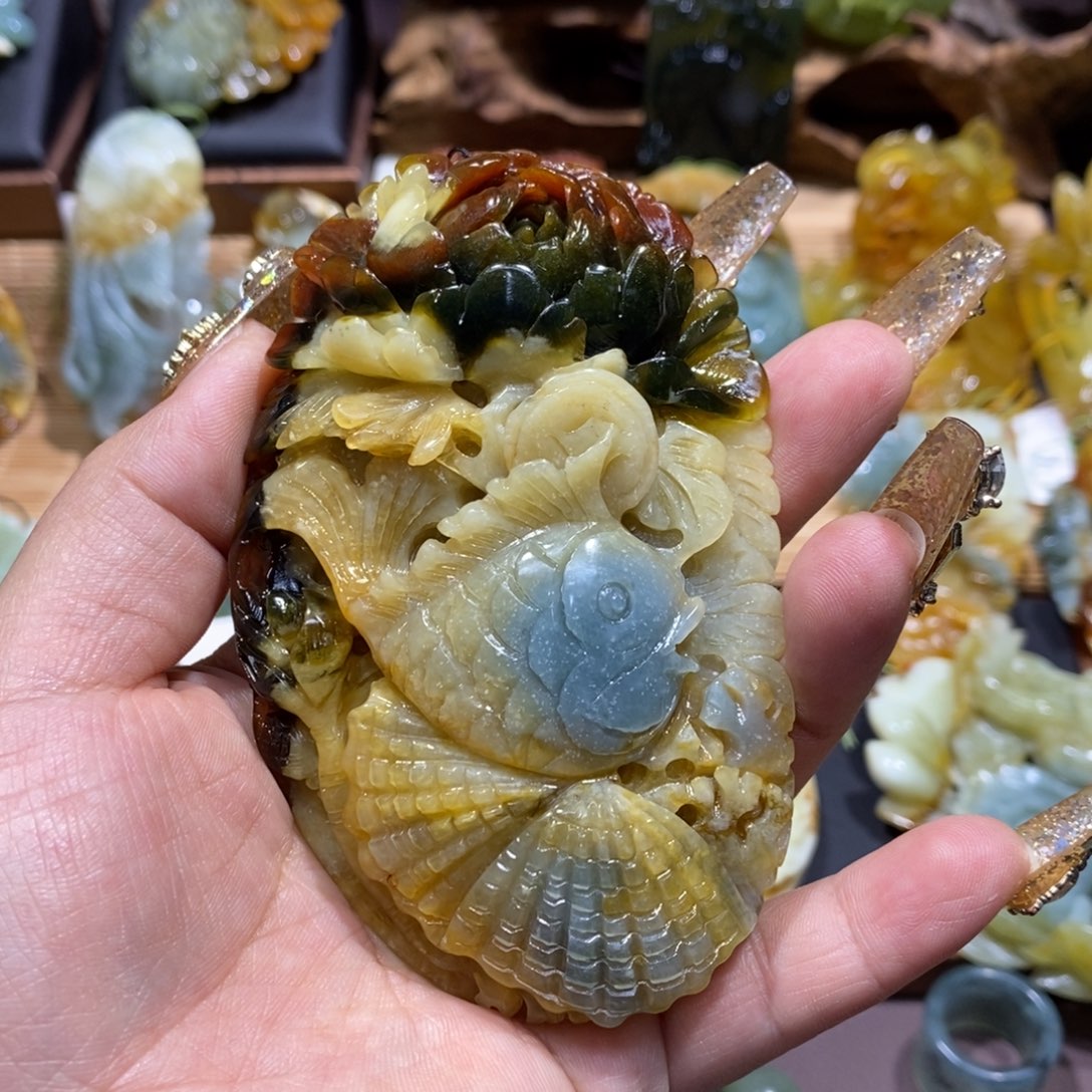 蛇纹石玉颈饰未镶嵌?****?