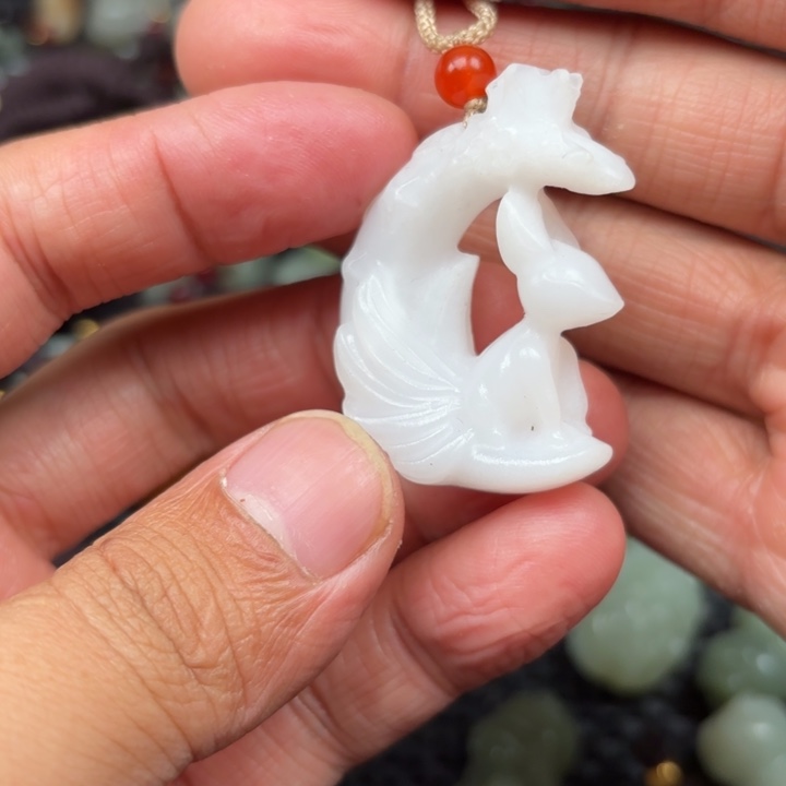 和田玉吊坠未镶嵌