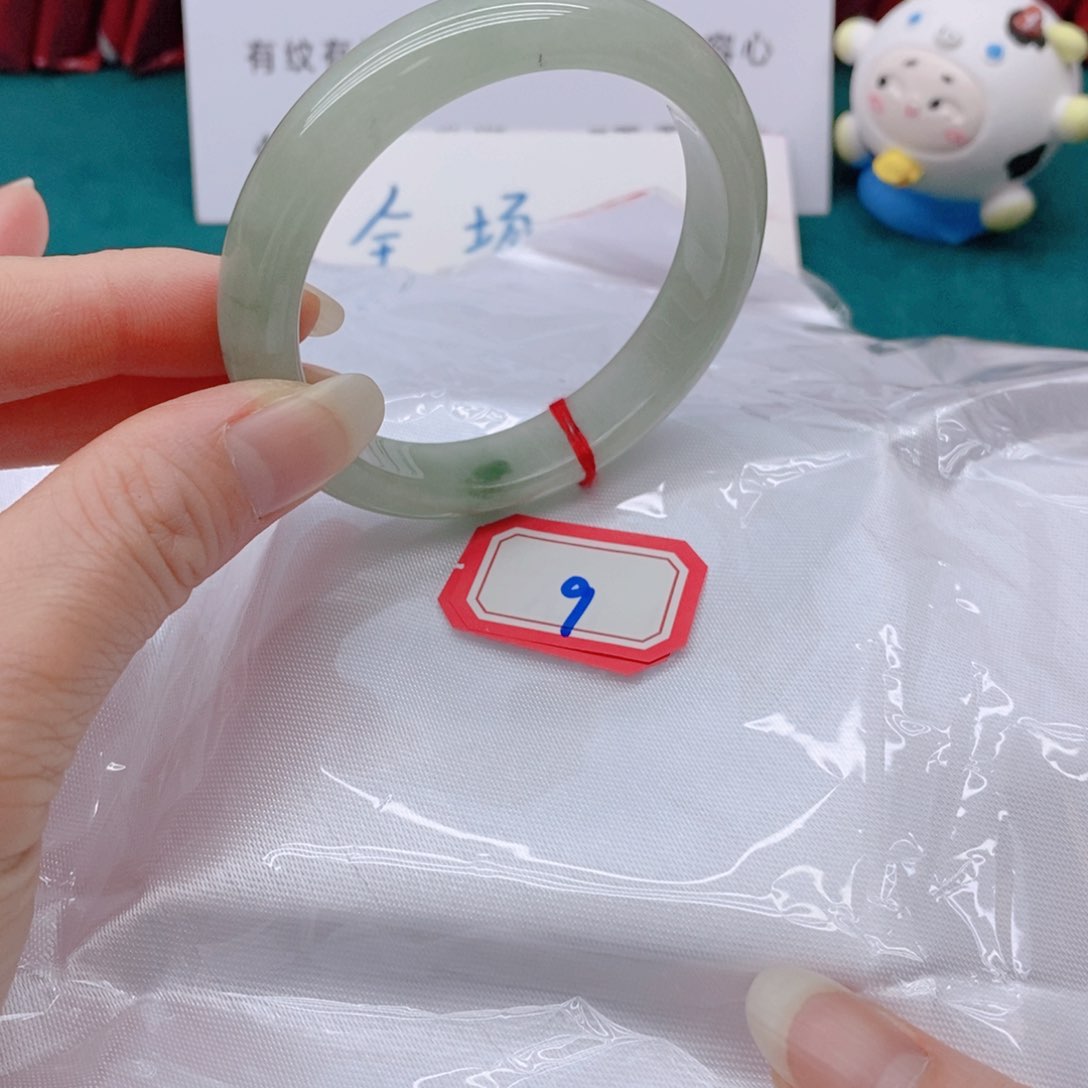 翡翠手镯未镶嵌欣*0999999999