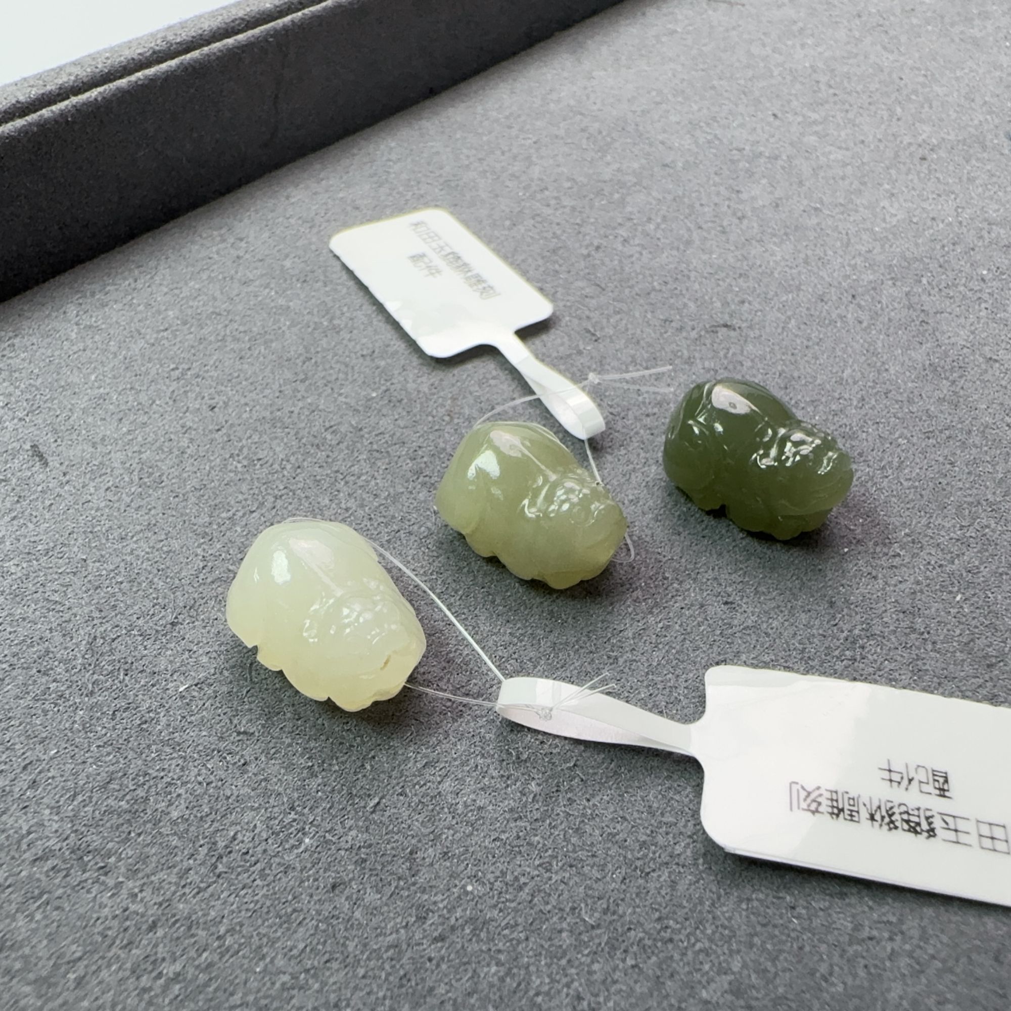 和田玉貔貅雕刻配件多样性发一