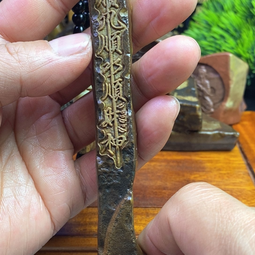 戈壁石25556633666555555555