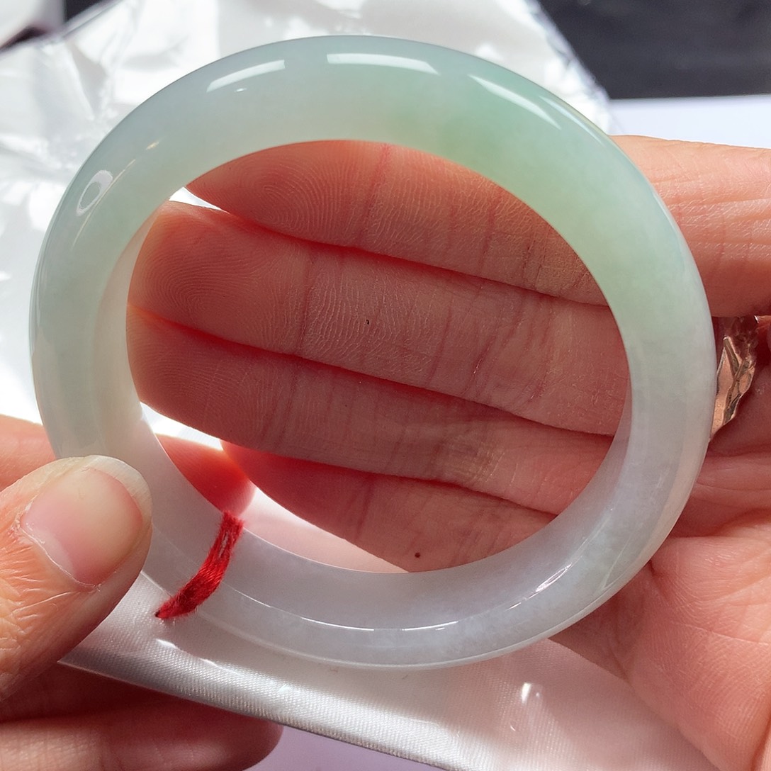 翡翠手镯未镶嵌55.5圈