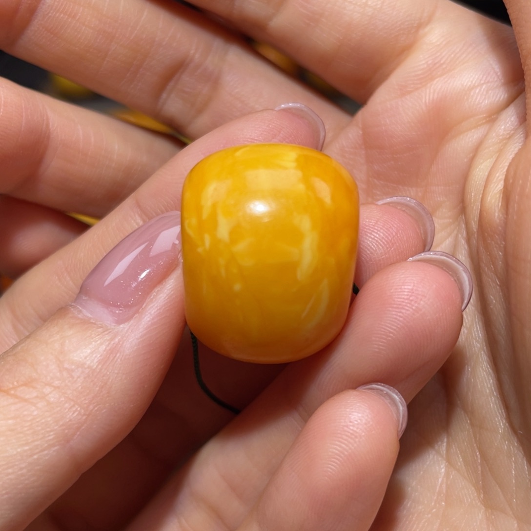 【闪购商品】琥珀裸石未镶嵌三通