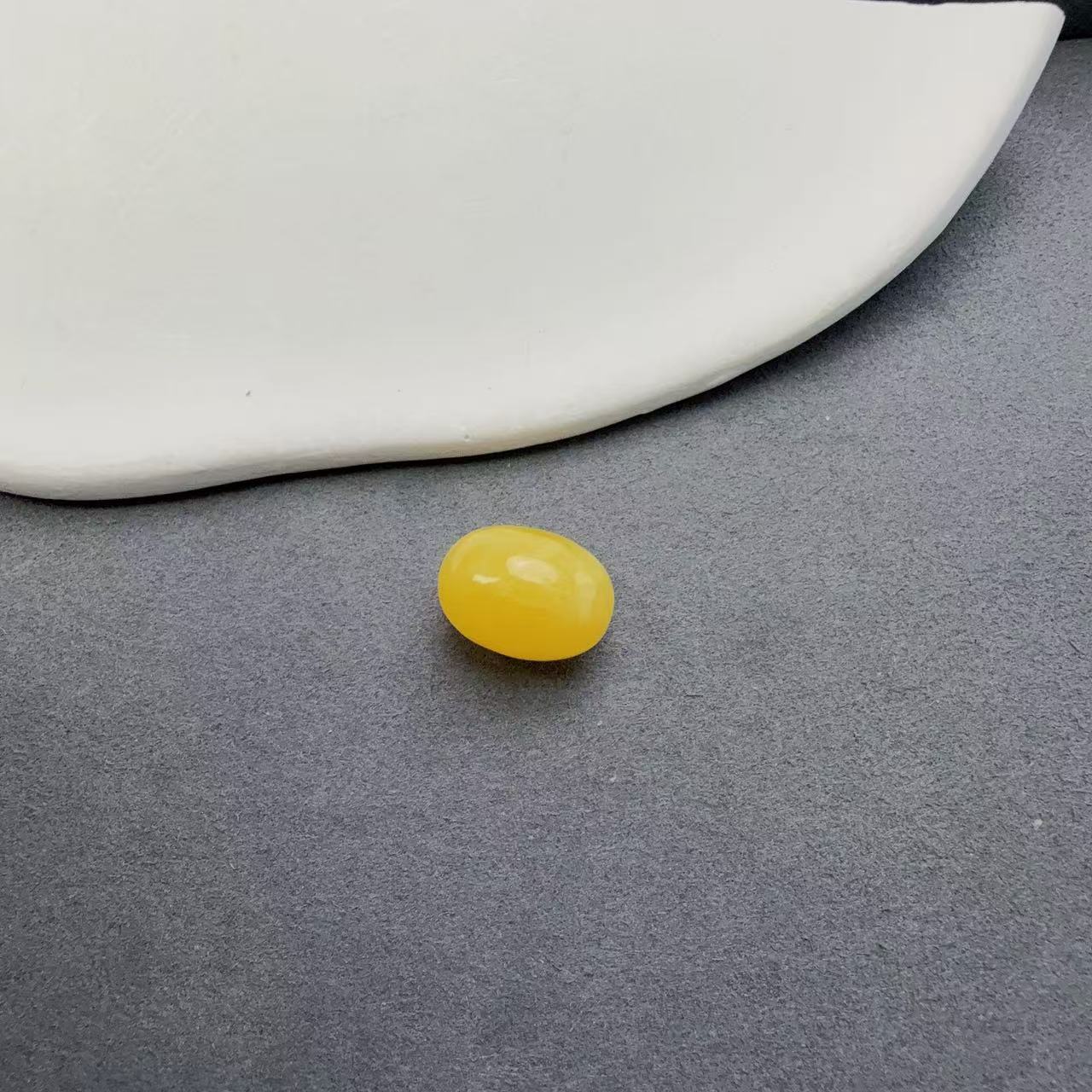 天然蜜蜡枣珠单珠飘白花（小号）
