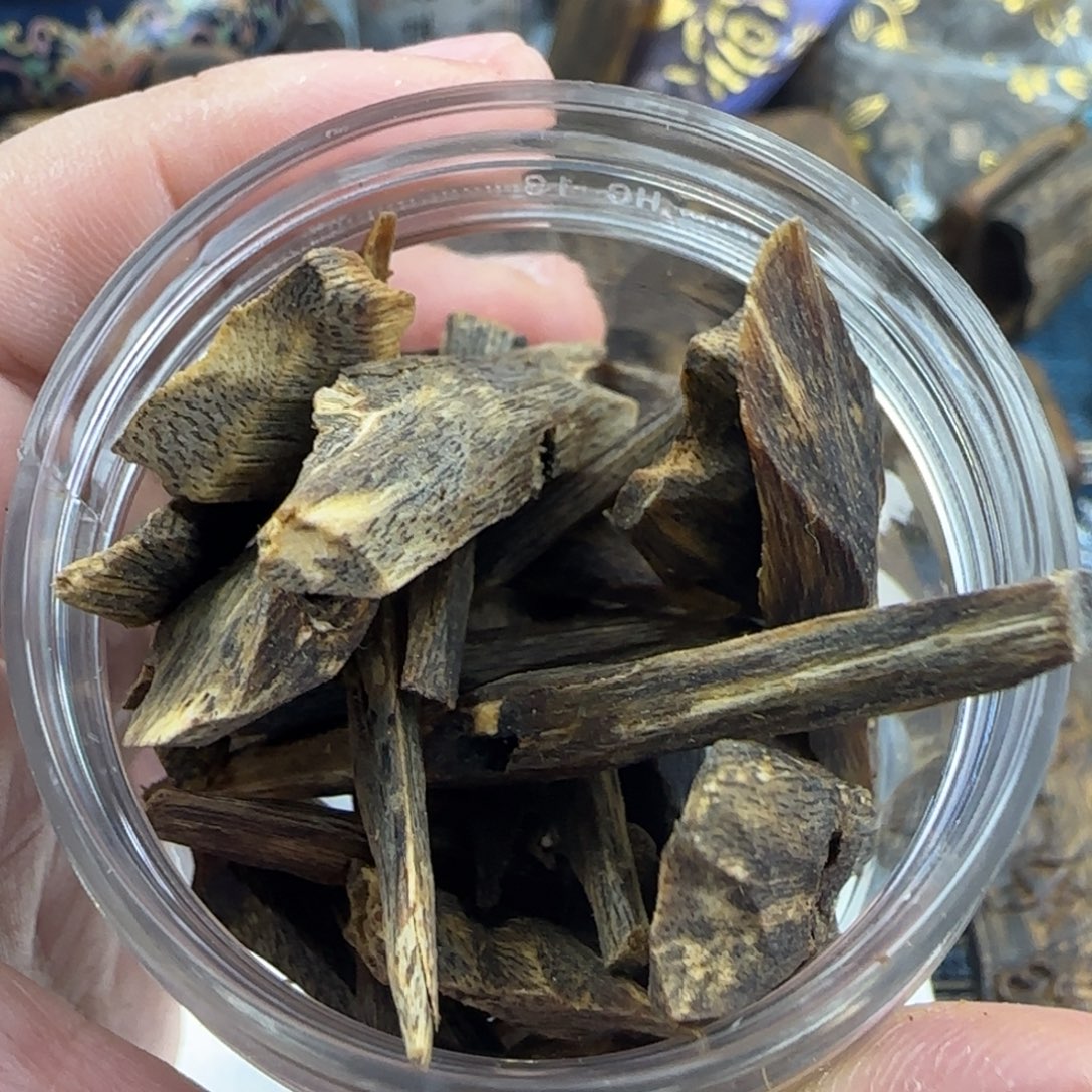 沉香沉香碎屑熏香料