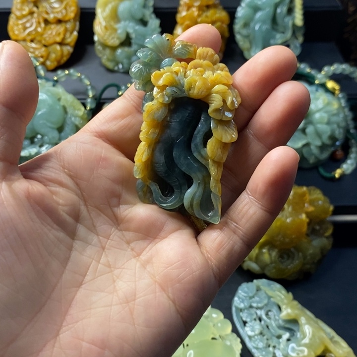 岫玉未镶嵌项链毛衣链