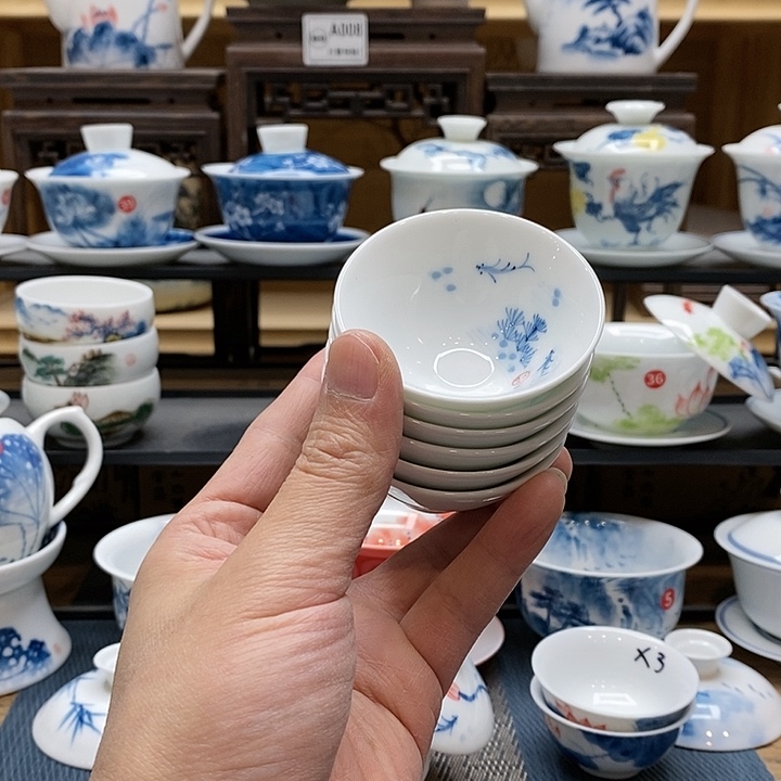 手绘微瑕荷花杯6只