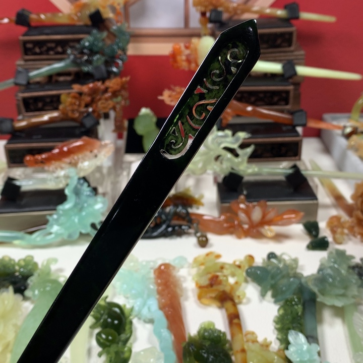 蛇纹石玉发簪未镶嵌