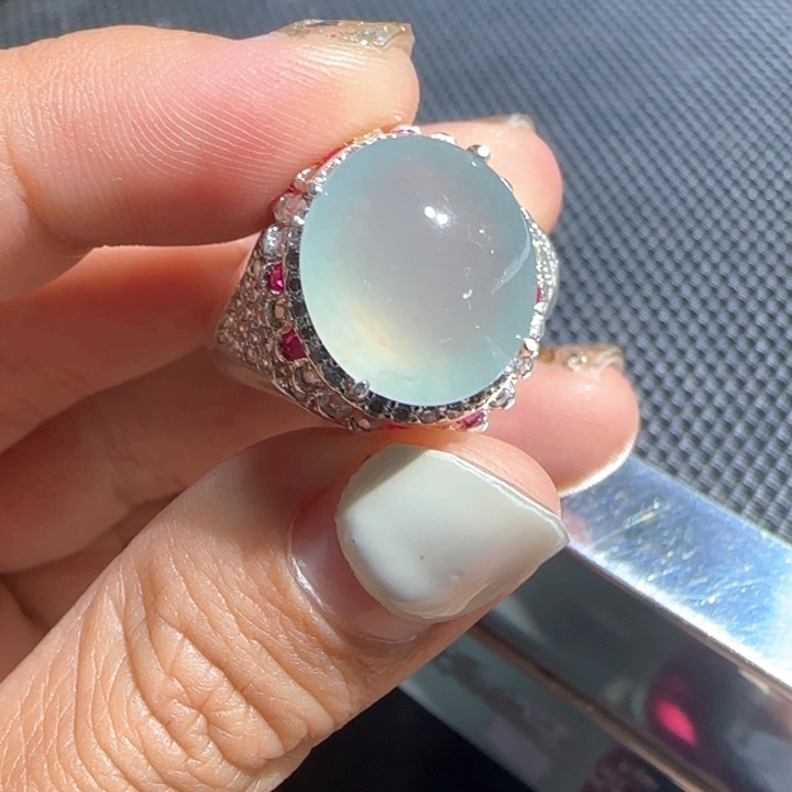 定制翡翠未镶嵌翡翠