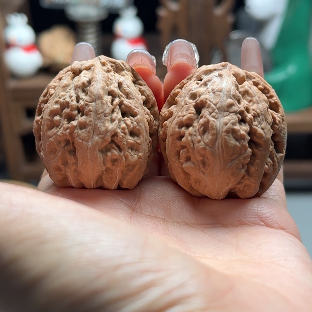 文玩核桃把件关东木子楸百核131花皮