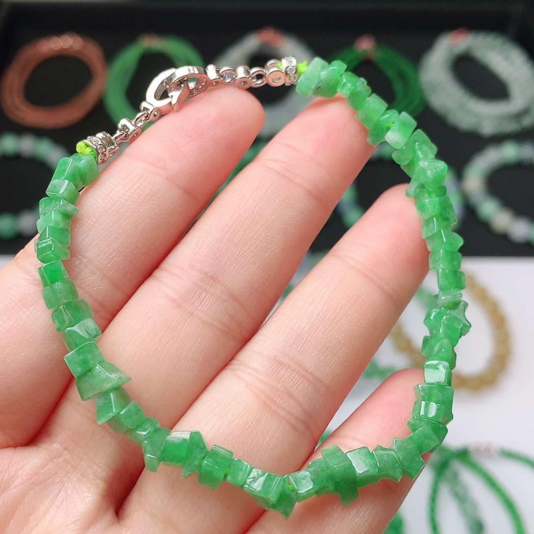 翡翠未镶嵌手链翡翠