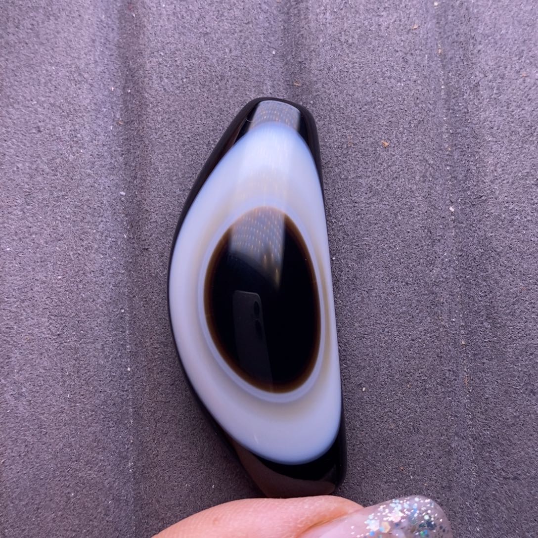 向***切玛瑙/玉髓未镶嵌项链