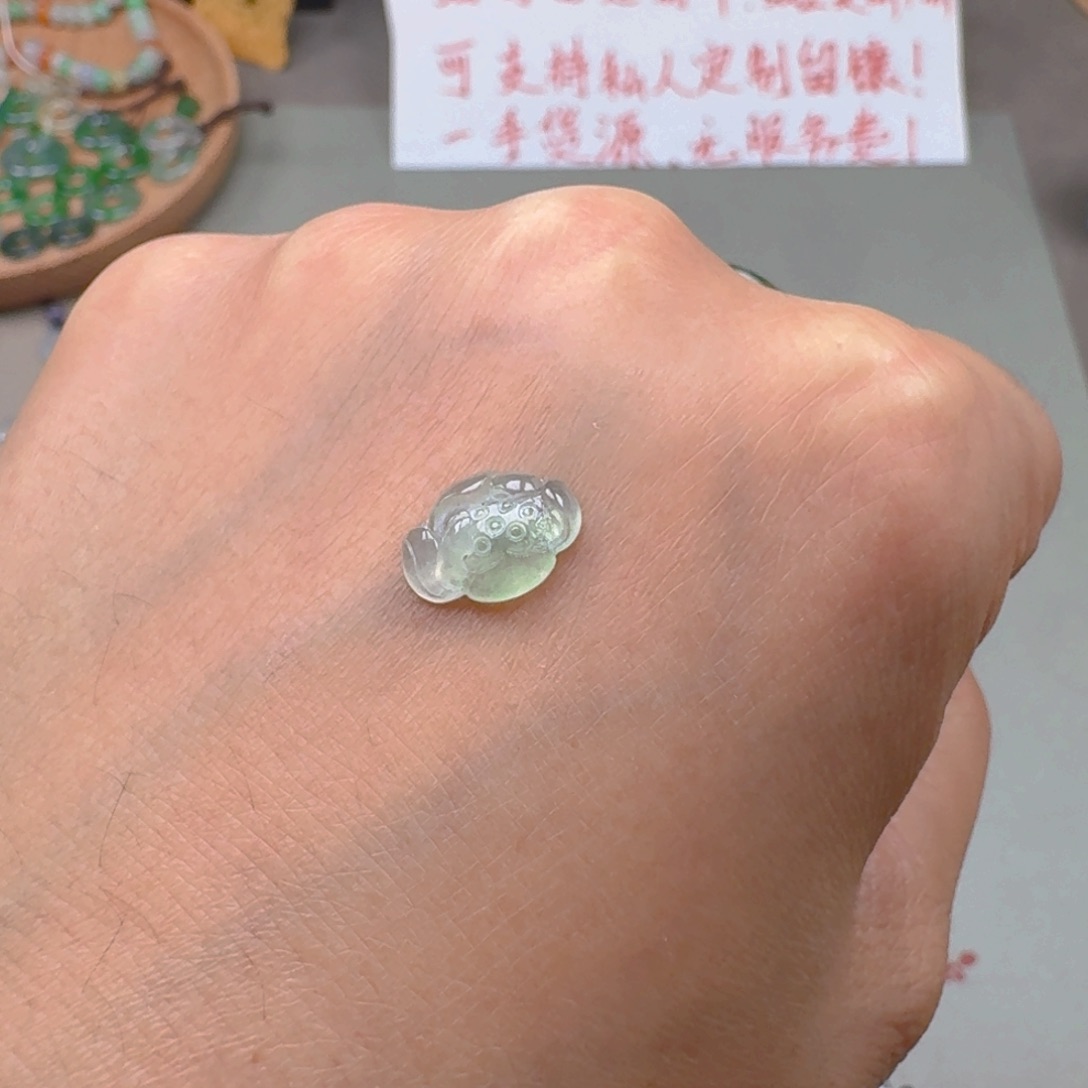 翡翠颈饰未镶嵌缅甸A货翡翠莲花