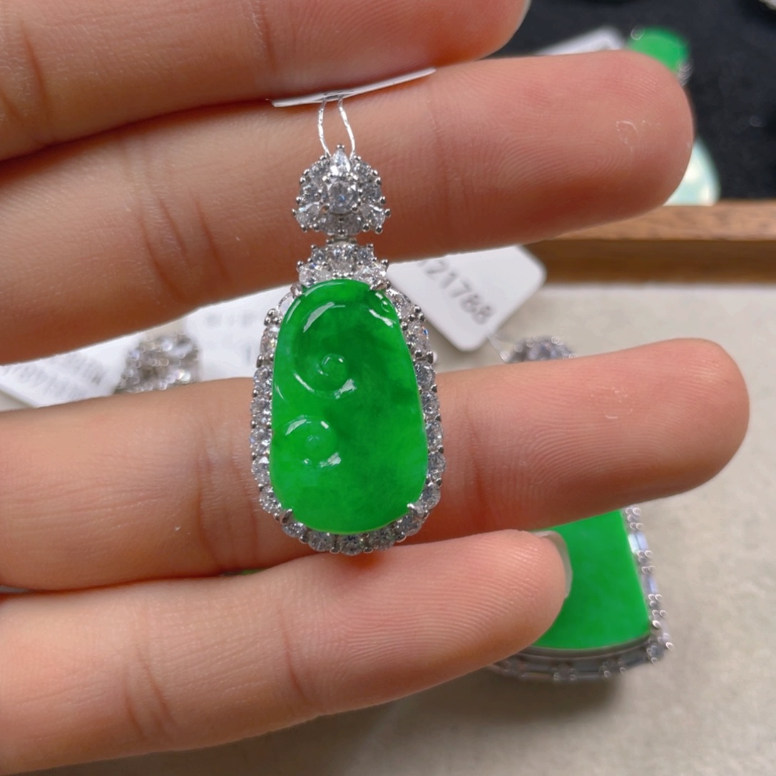 翡翠吊坠(不含链)银S925镶嵌