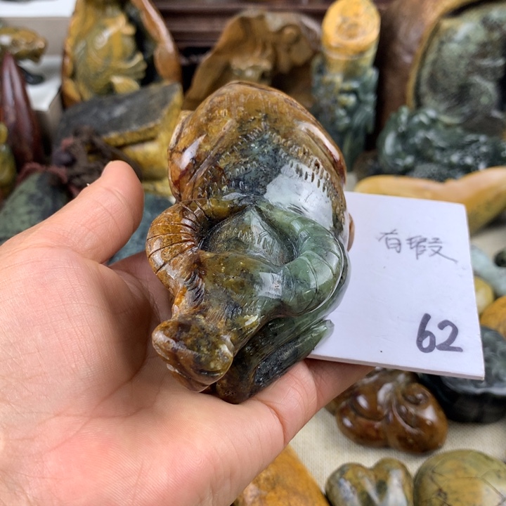 达***师岫岩河磨玉（透闪石质玉）未镶嵌珠宝奇石