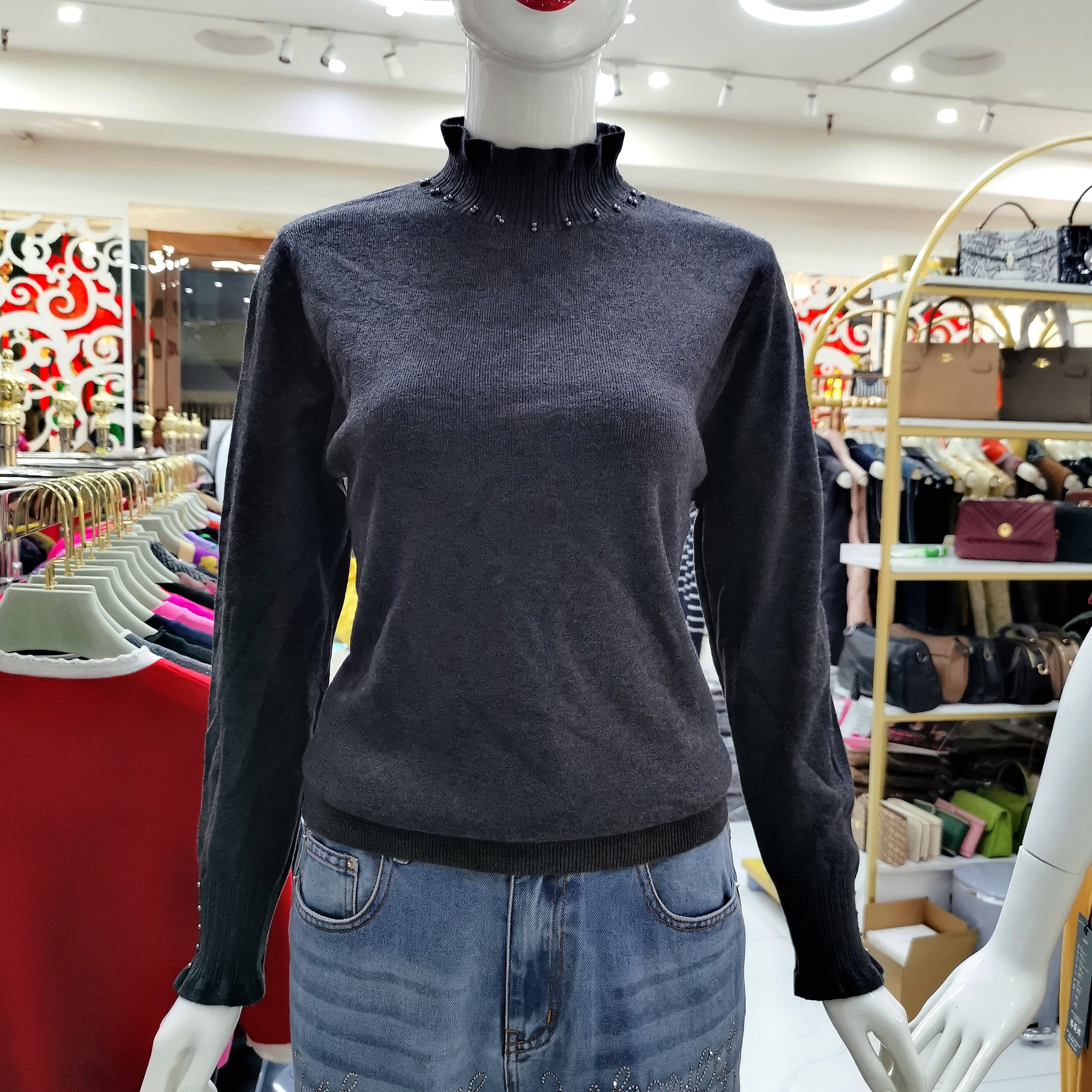 6689 波浪花领围钉珠年轻上衣