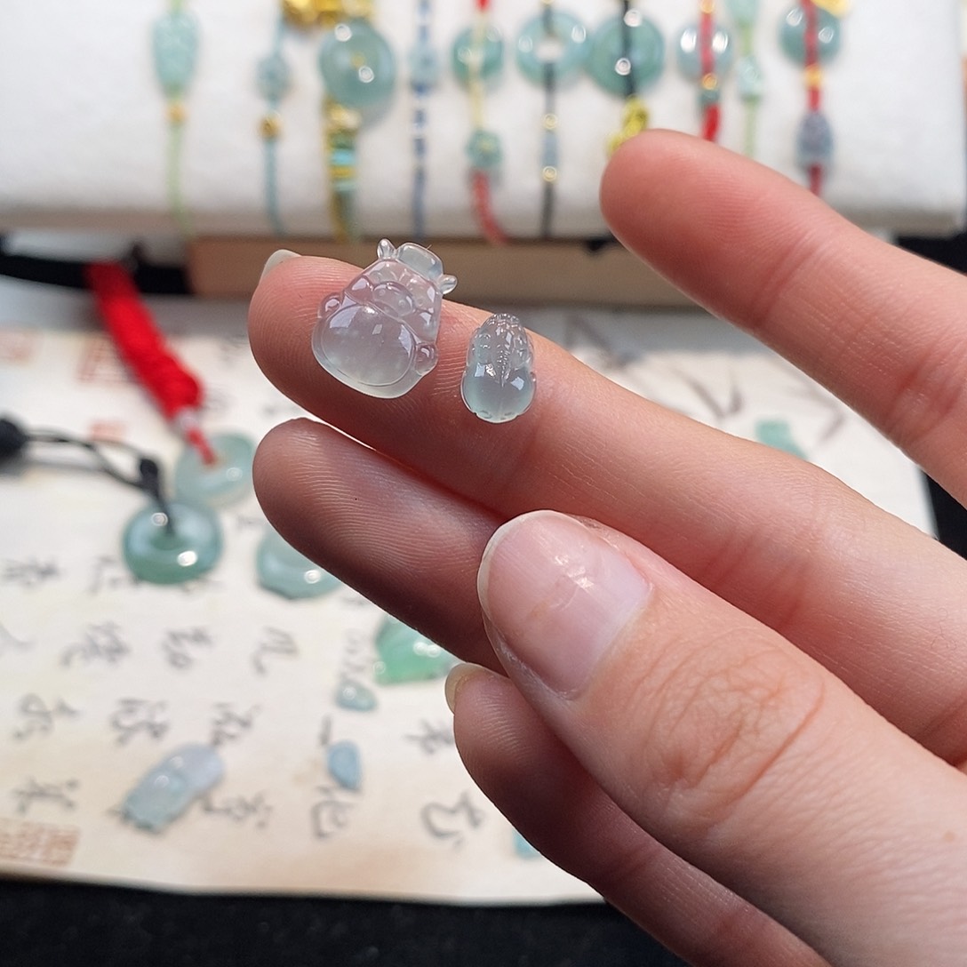 翡翠颈饰未镶嵌瑶*天然翡翠