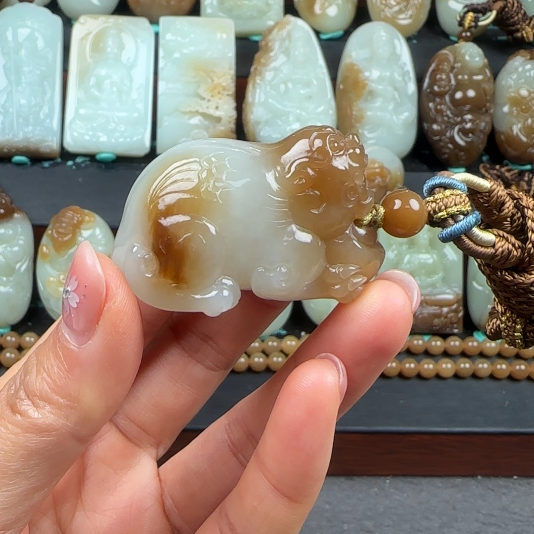 和田玉未镶嵌挂件