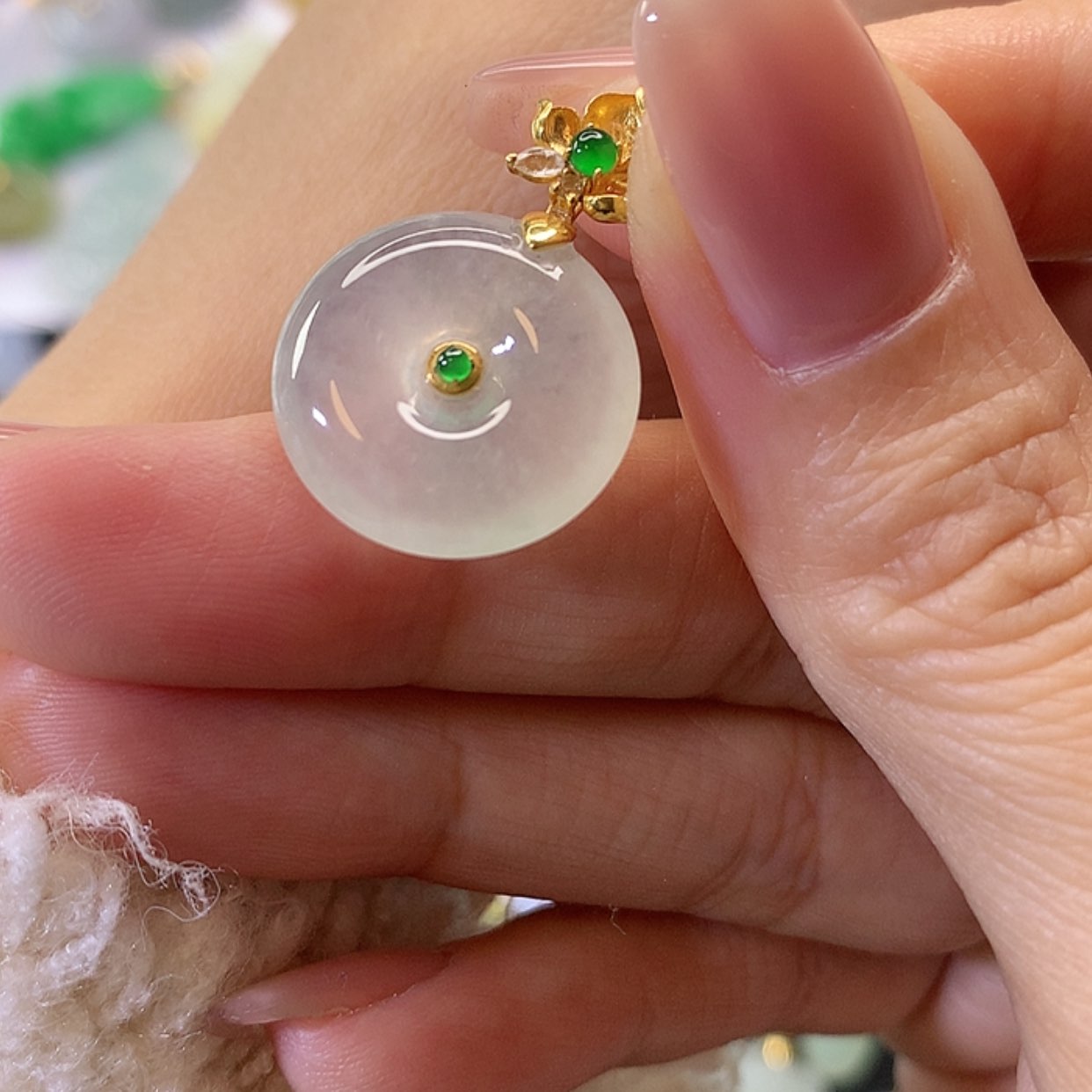 【闪购商品】翡翠吊坠(赠链)18K金镶嵌