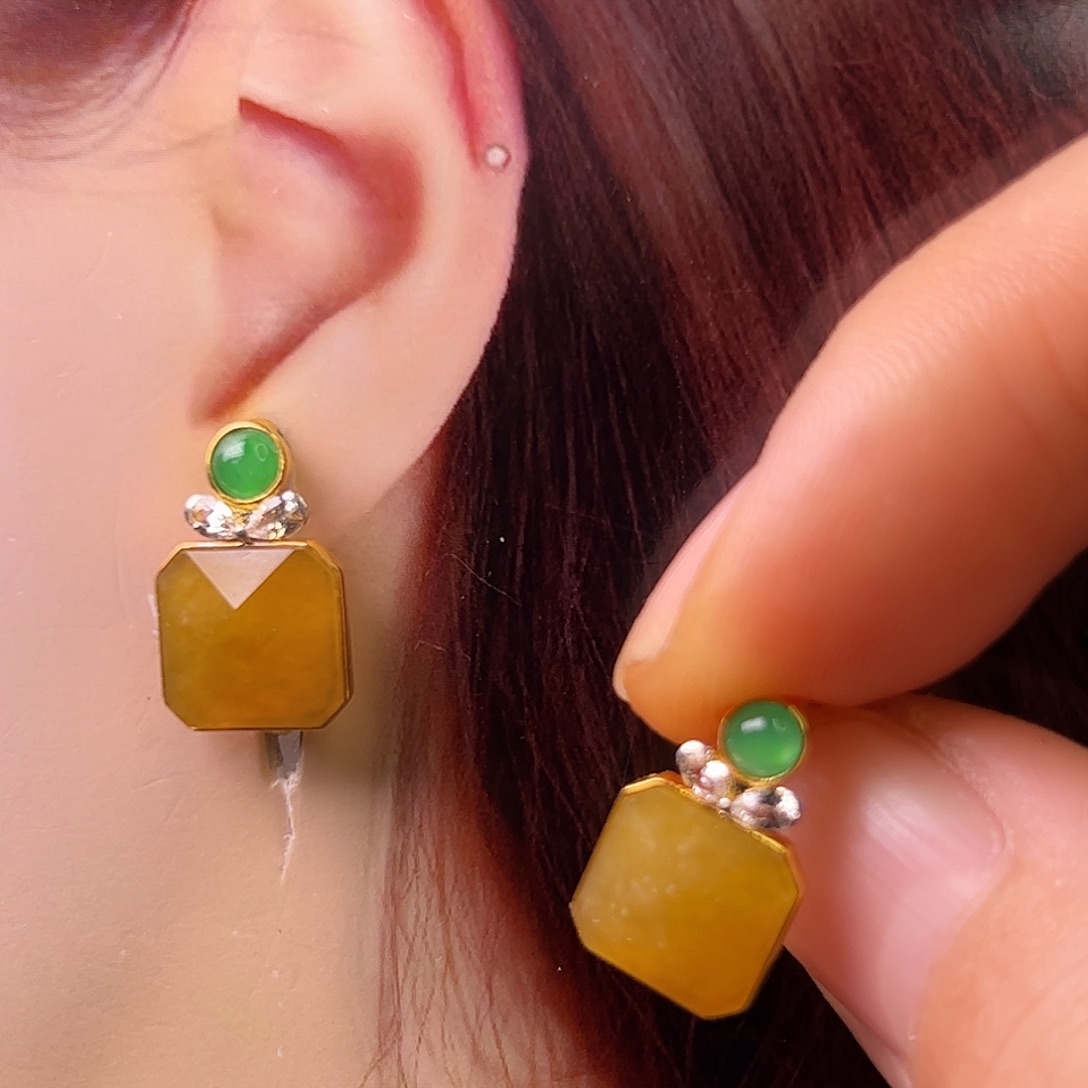 ʚ***ɞ翡翠18K金镶嵌耳饰耳包