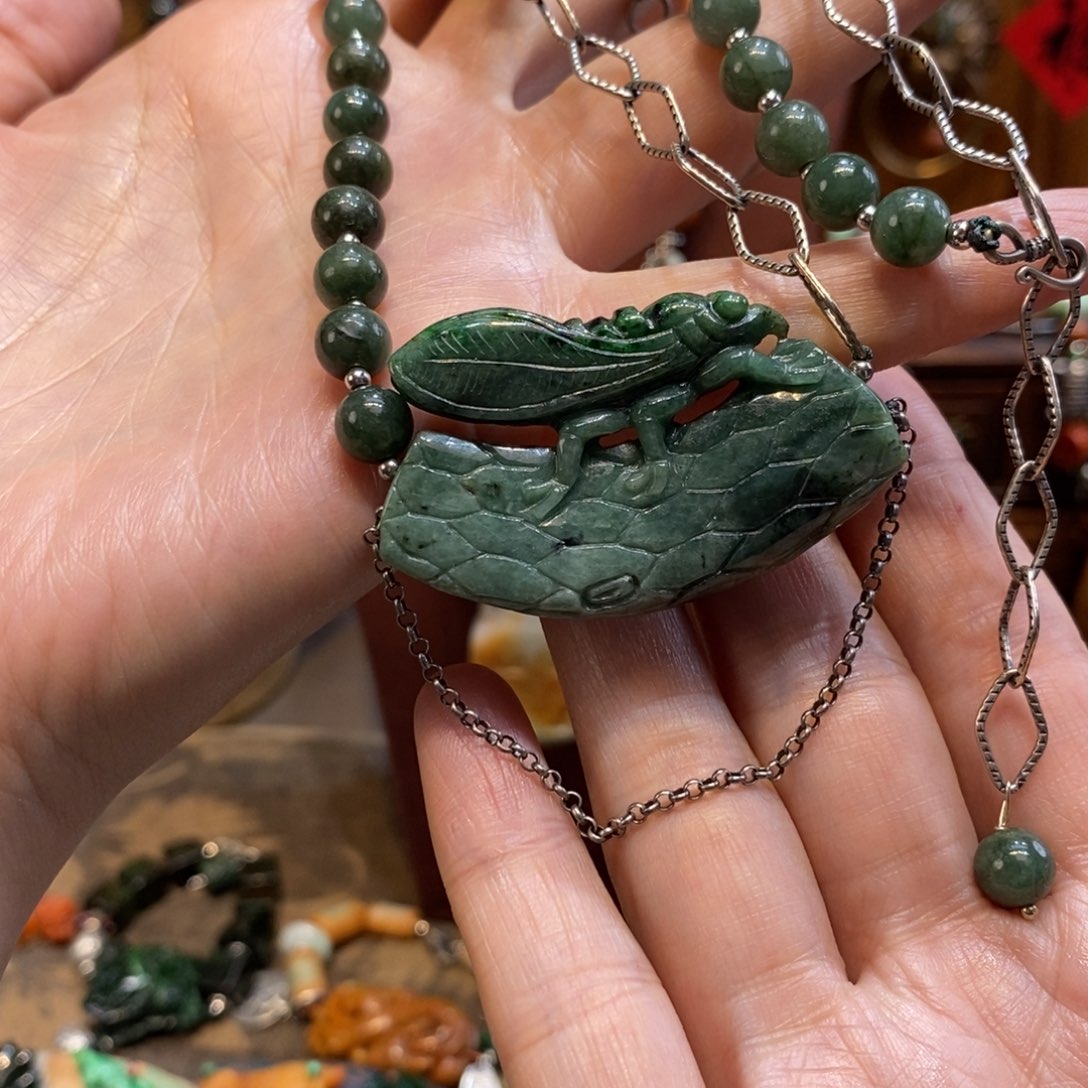 翡翠吊坠(赠链)未镶嵌