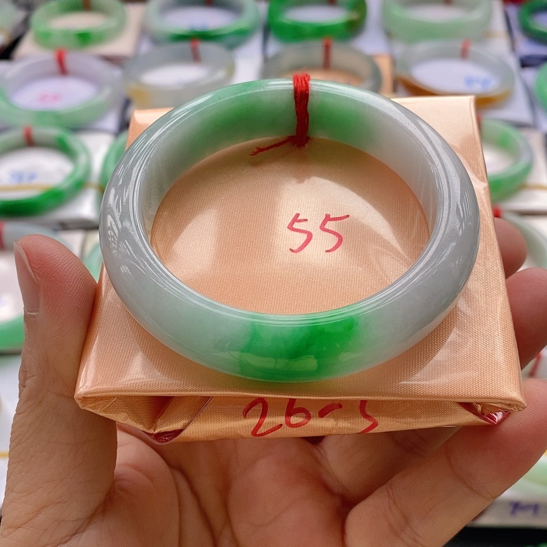 翡翠手镯未镶嵌7号