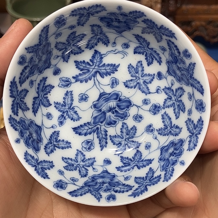 星***予摆件陶青花笔锋浓转淡出了一