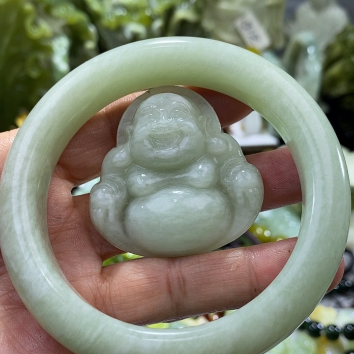 岫玉岫玉一套未镶嵌