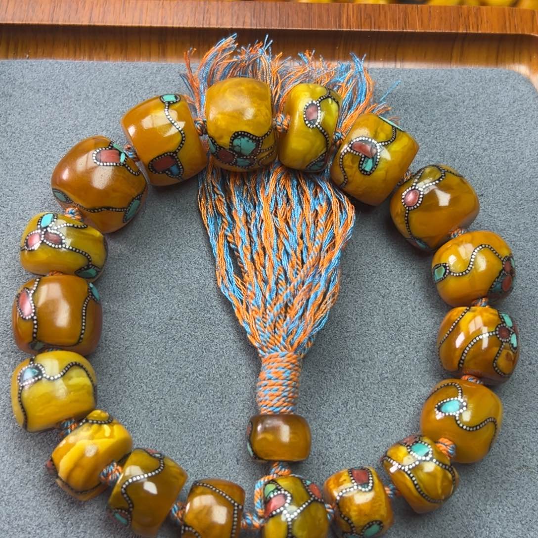 未镶嵌吊坠(不含链)蜜蜡