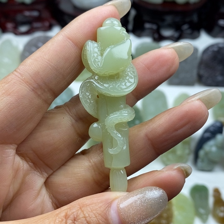 和田玉未镶嵌颈饰