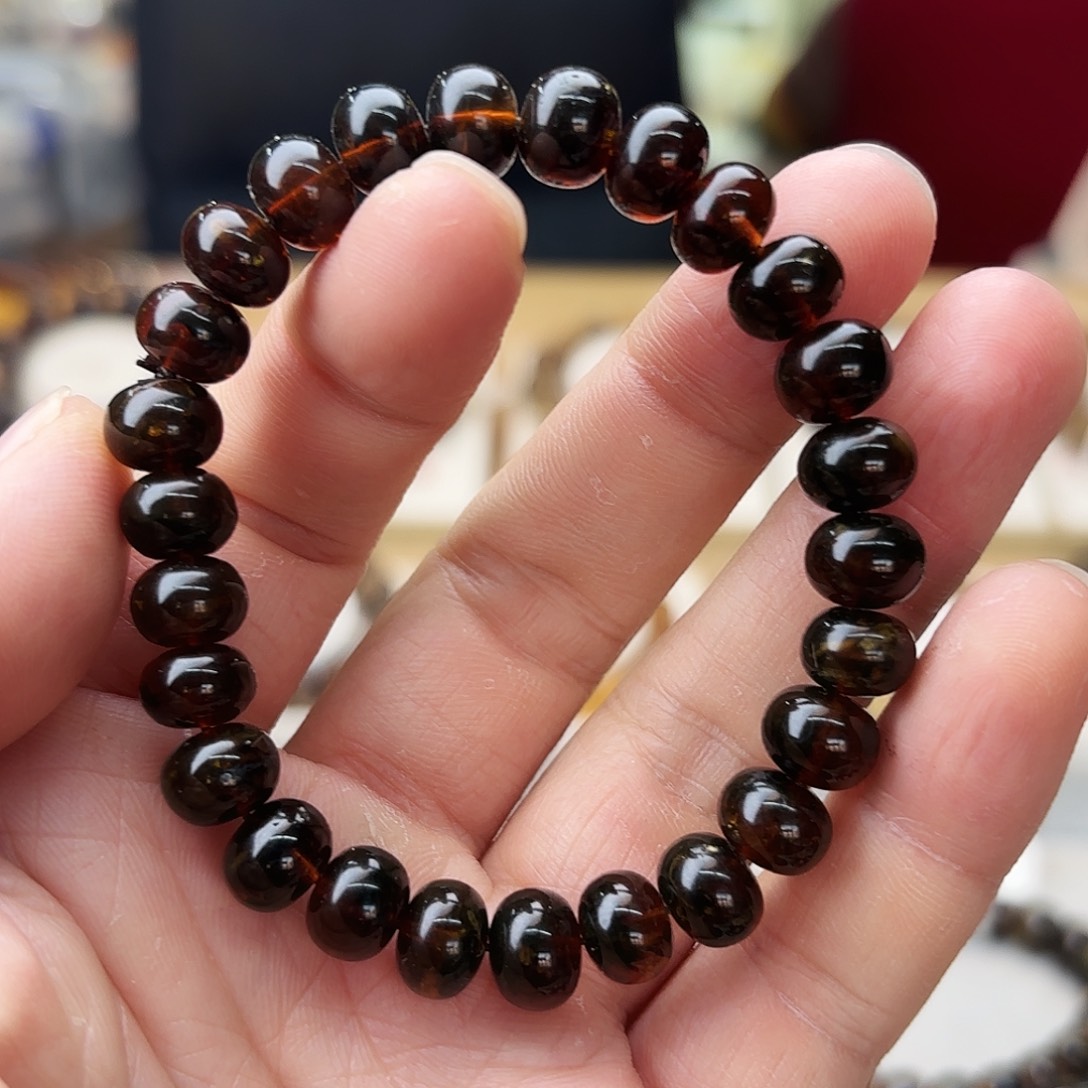 苹***梨琥珀未镶嵌裸石九