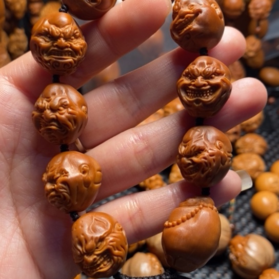 橄榄核吊坠经典恶僧