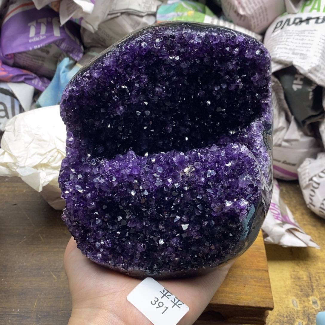 紫晶乌拉圭未镶嵌