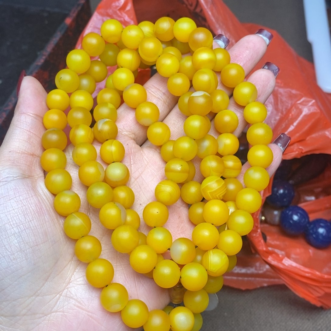 玛瑙/玉髓颈饰未镶嵌
