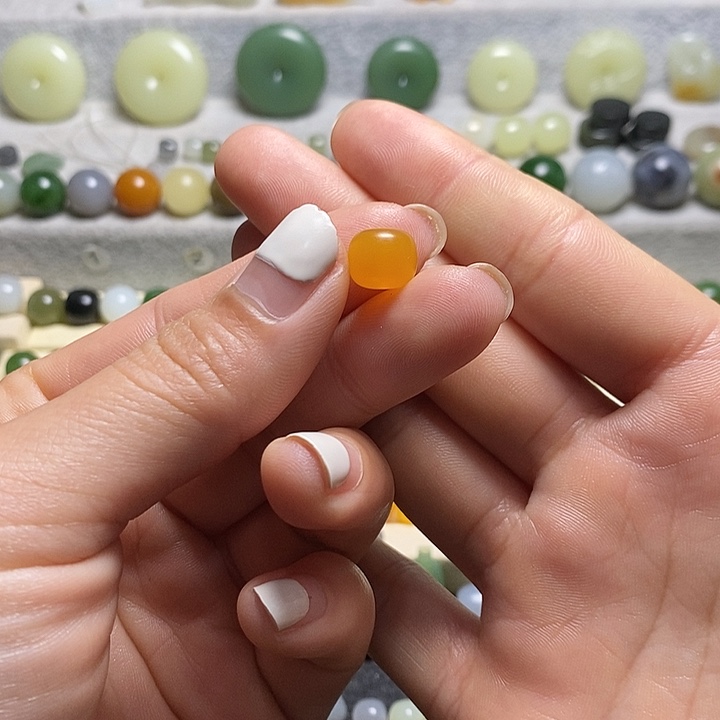 石英质玉手链合金伊**釸