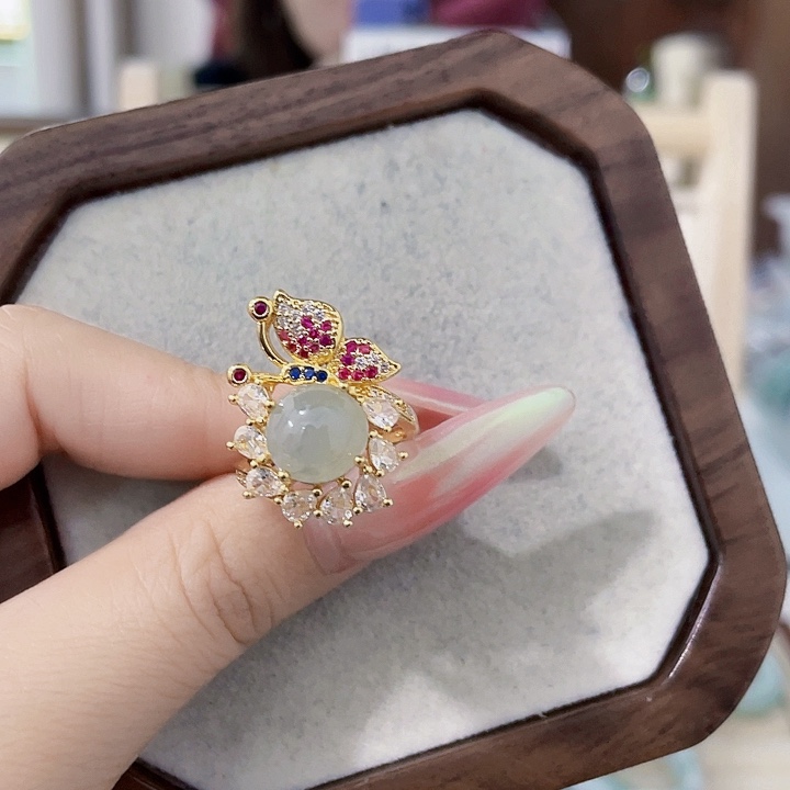 翡翠未镶嵌颈饰天然翡翠Ａ货