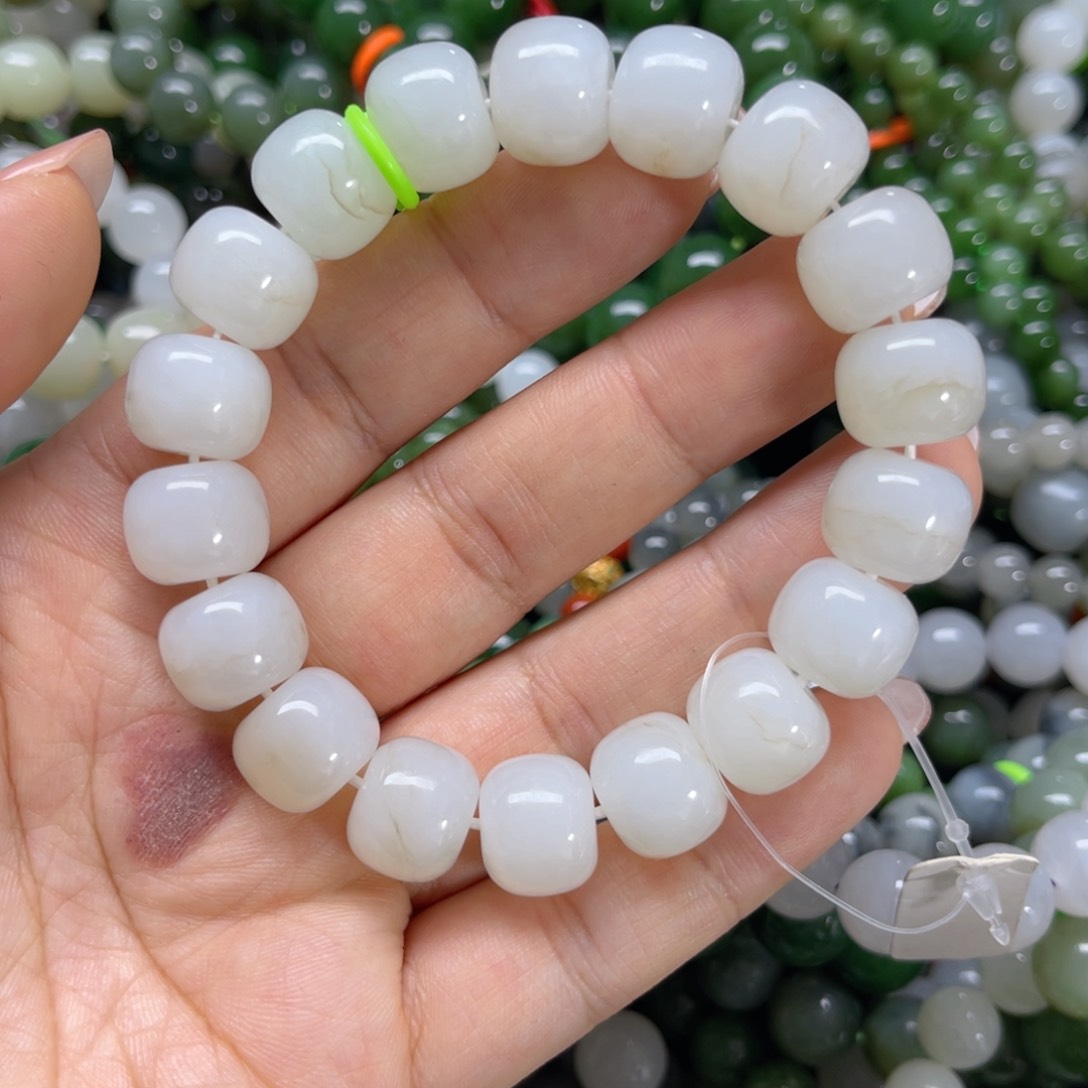 未镶嵌手串和田玉